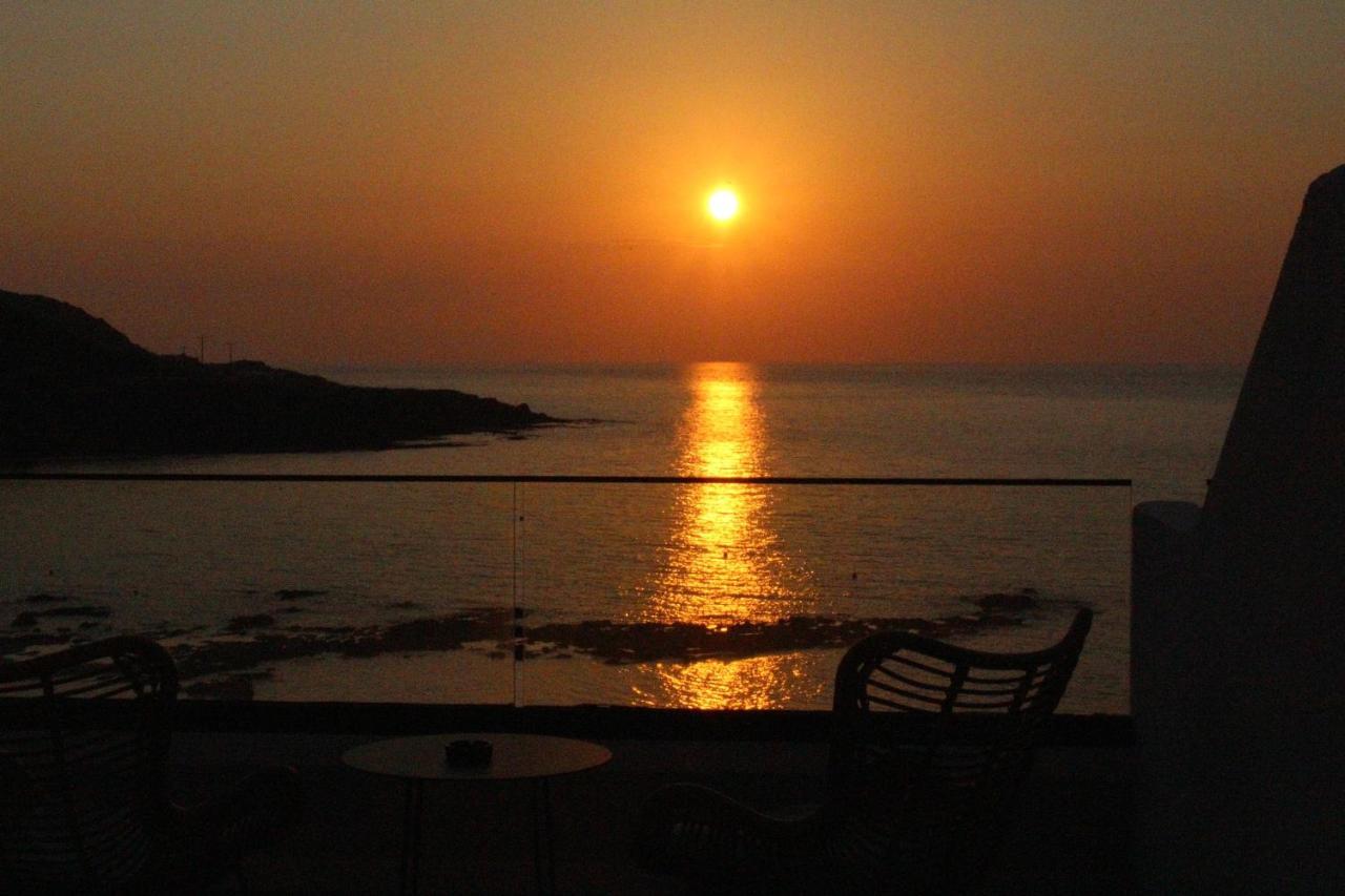 E.J. Pyrgos Bay Hotel Exterior foto
